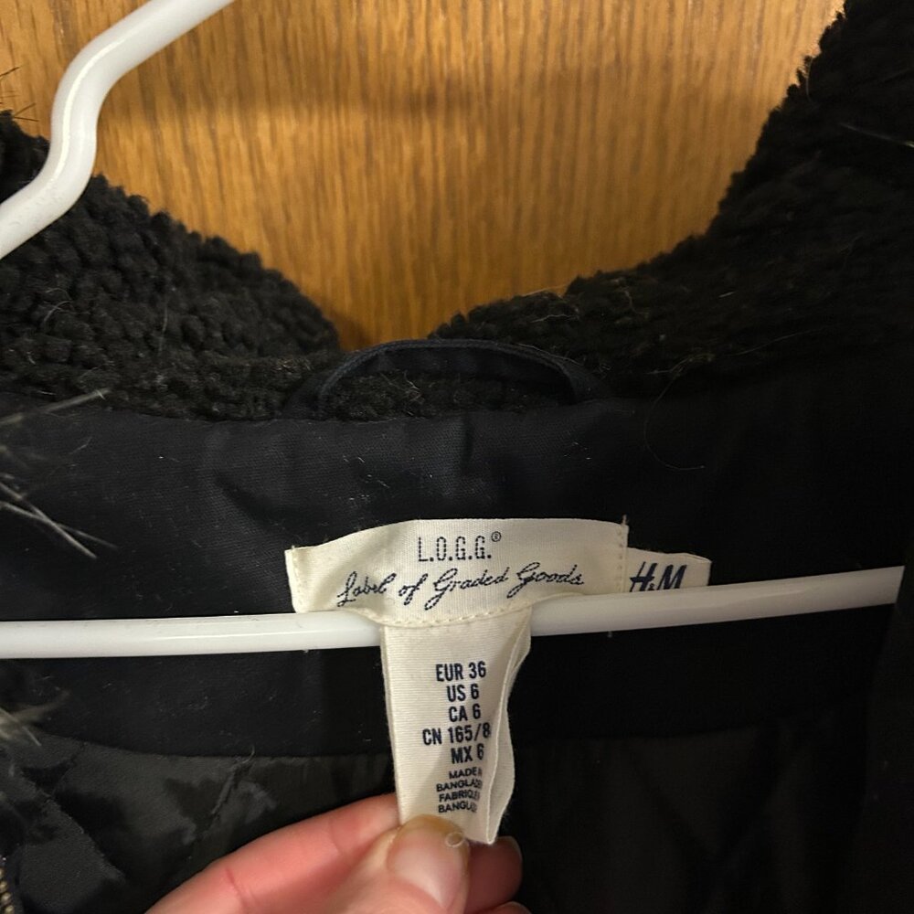 Women's jacket - Picture 3 of 3